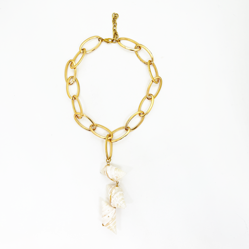 Collar cadena con caracoles