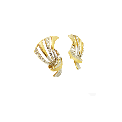 Clip on vintage earrings