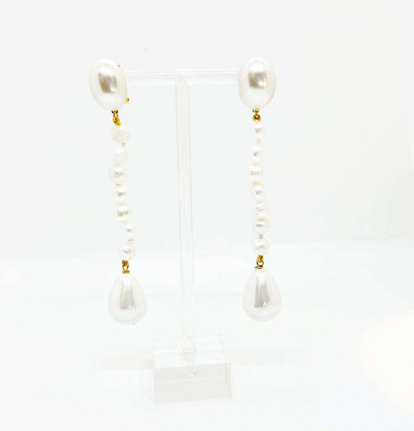 Aros largos de perlas