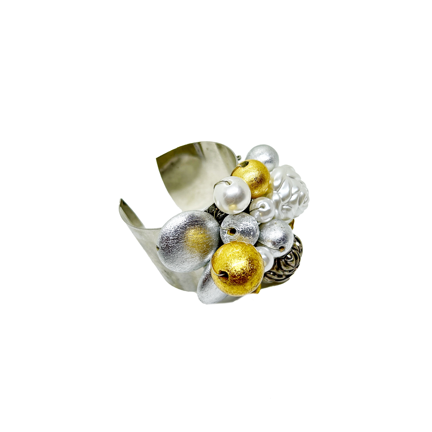 Pulsera dorada, plateada y perla