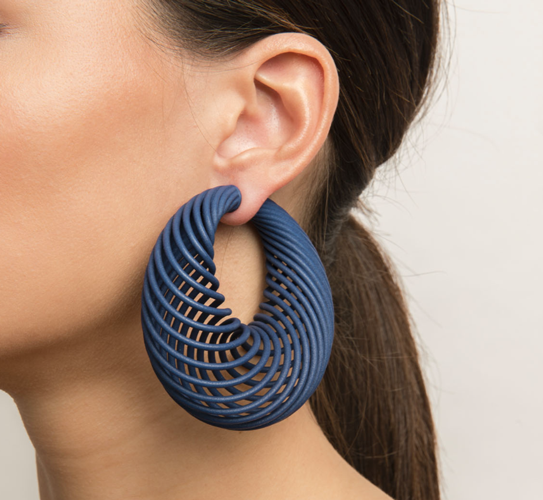 Argollas con volumen grandes