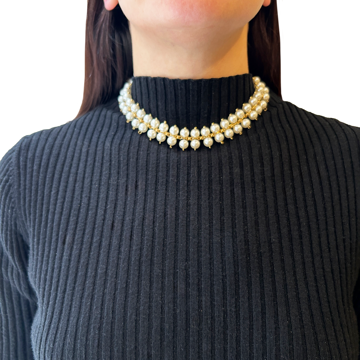 collar corto de perlas blancas