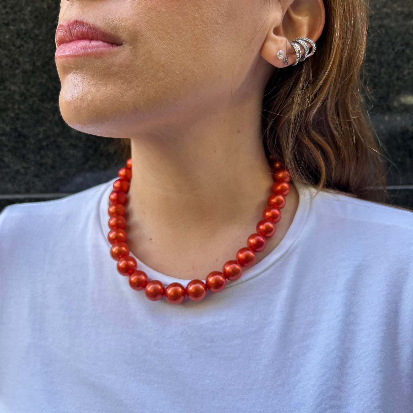 Collar esferas de resina naranja
