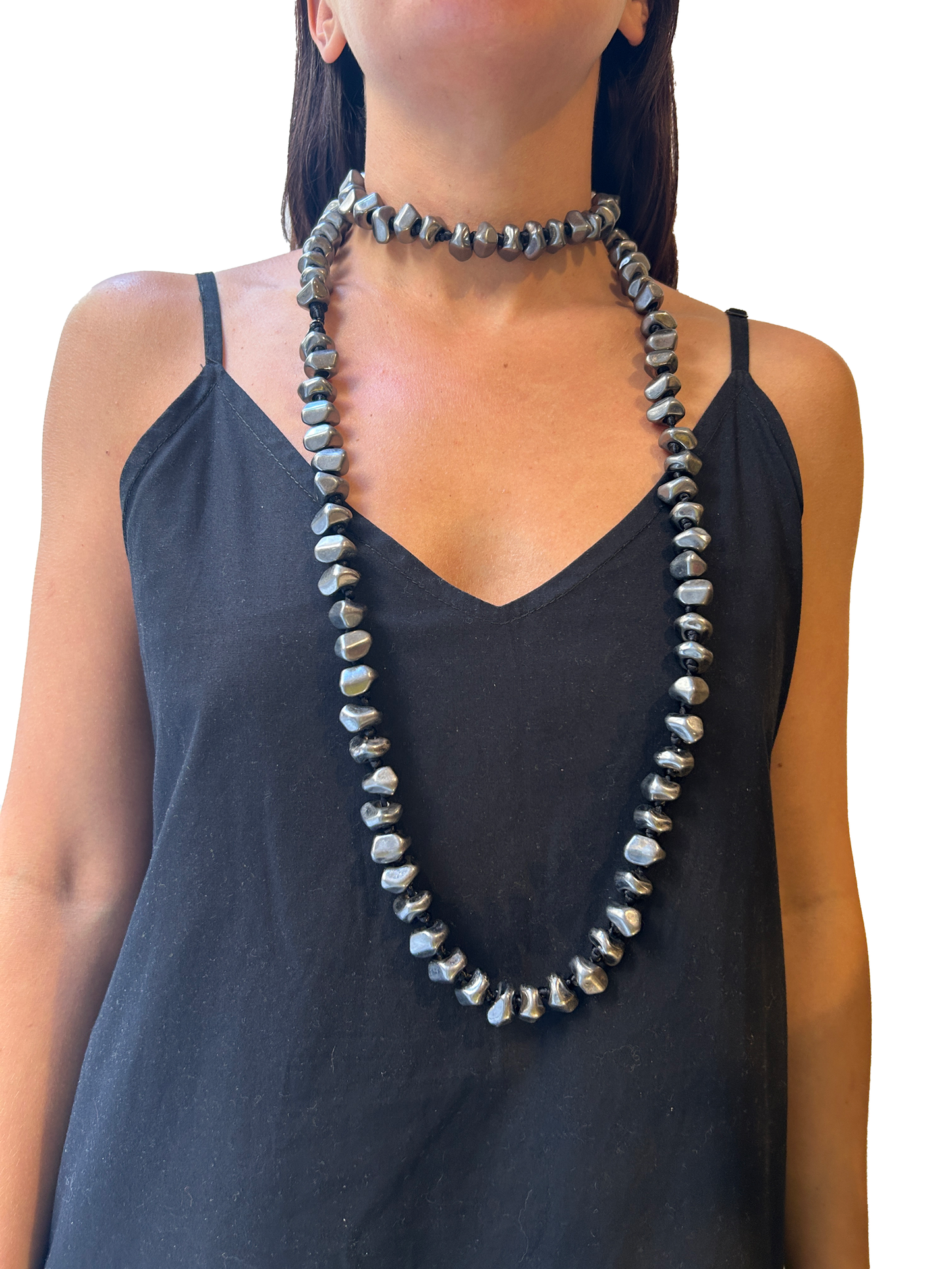 Collar largo cuentas metalizadas