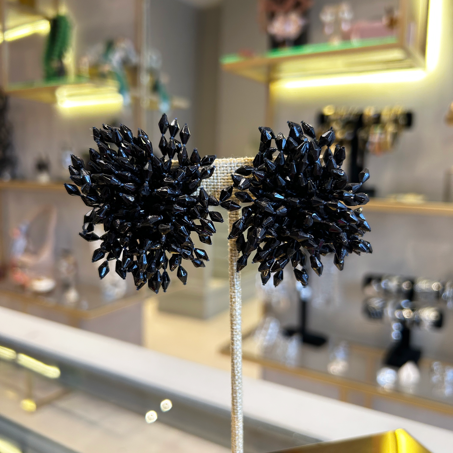 aros negros de resina