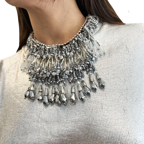 Collar corto lluvia de cristales