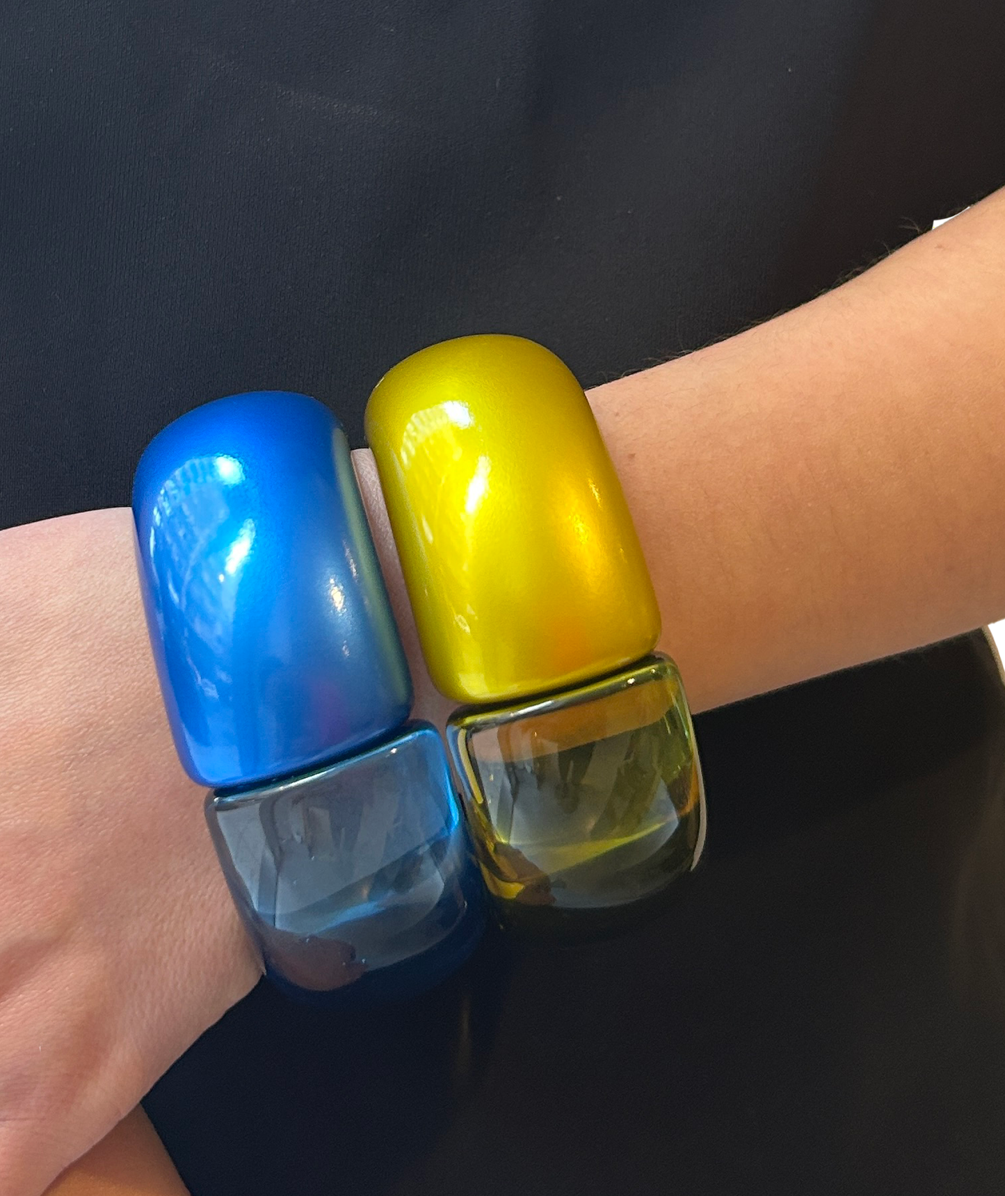 Pulseras de resinas combinadas