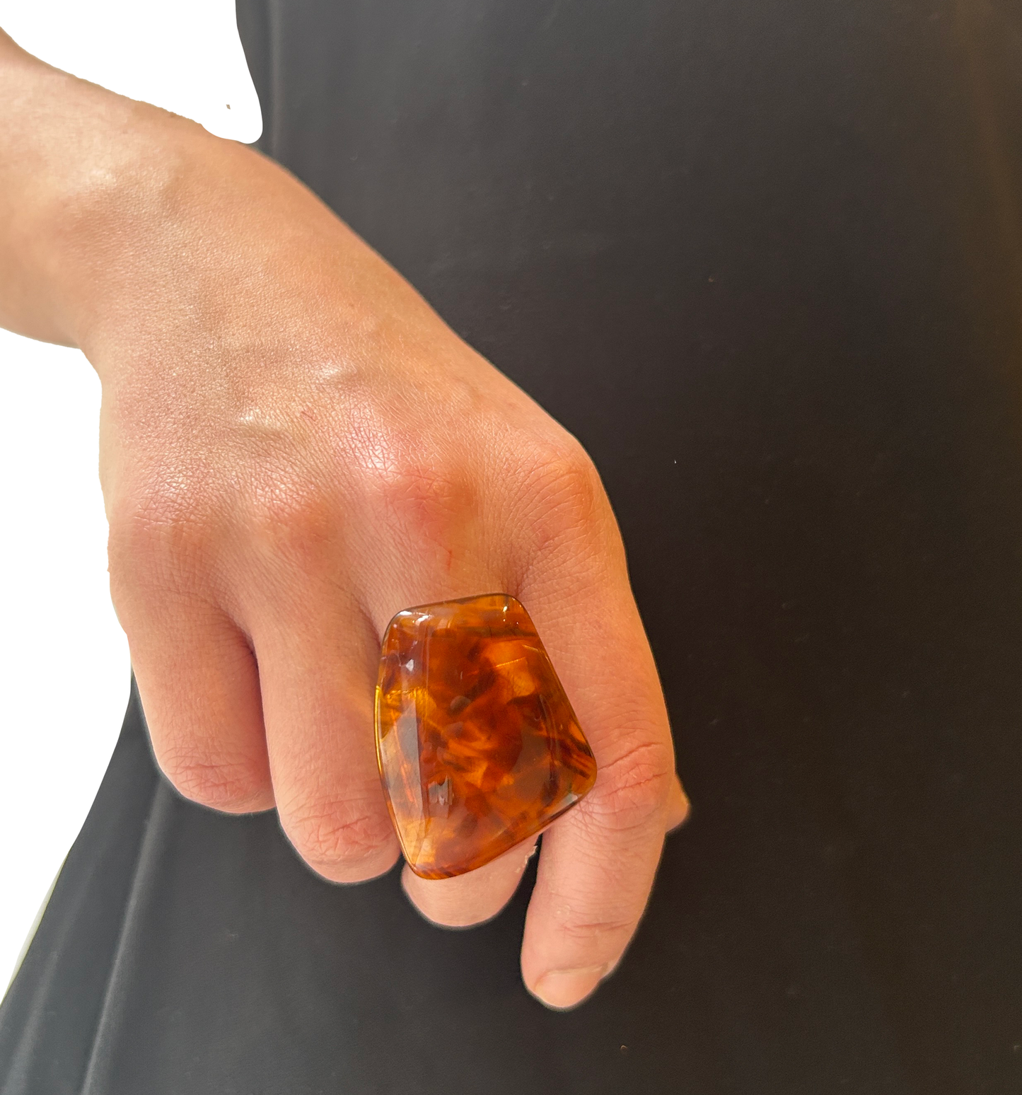 Anillo resina gemetrico