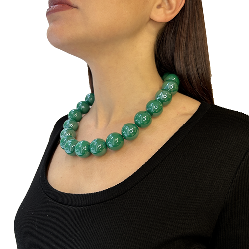 Collar esferas de resina