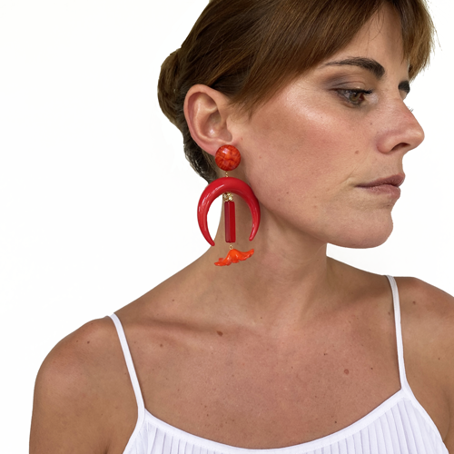 Aros geométricos con flor colgante