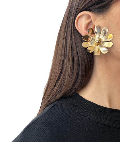 Aros de flores doradas