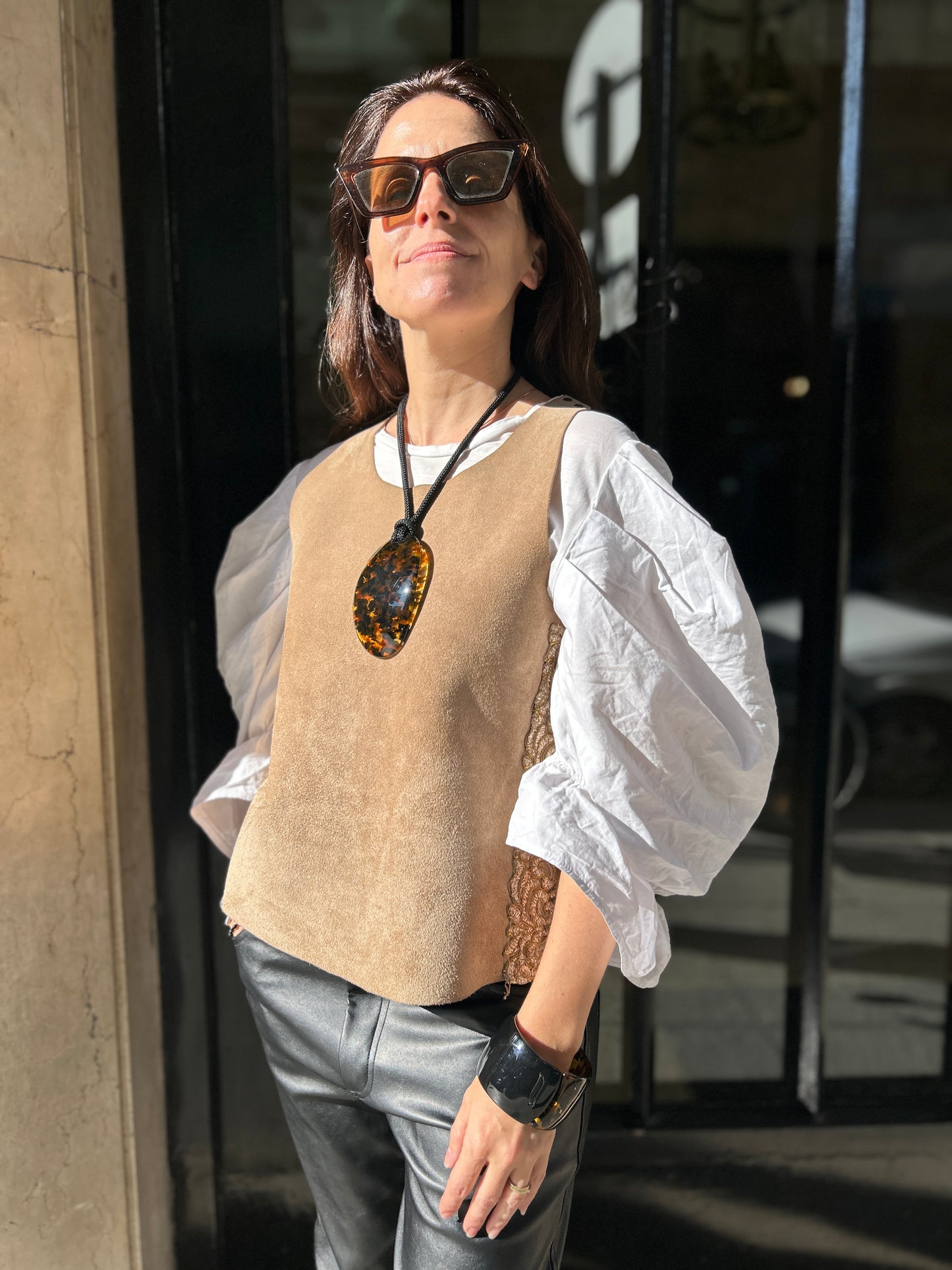 Collar de resina carey