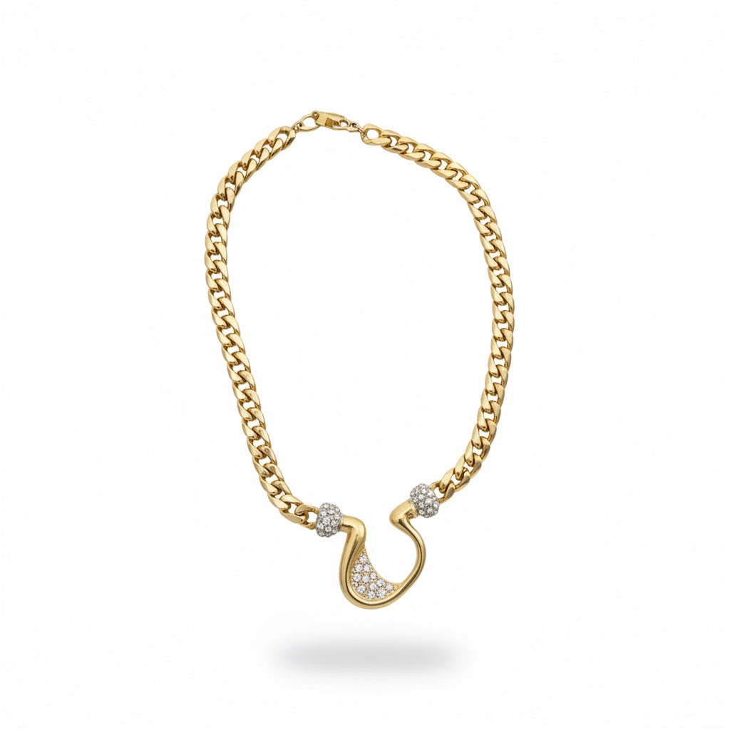 Collar dorado traba central