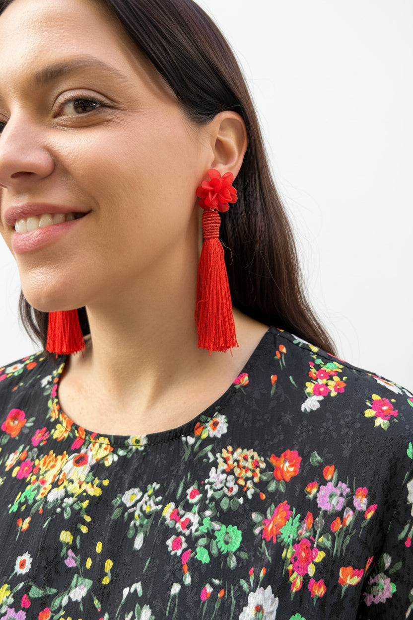 Aros flor roja con fleco