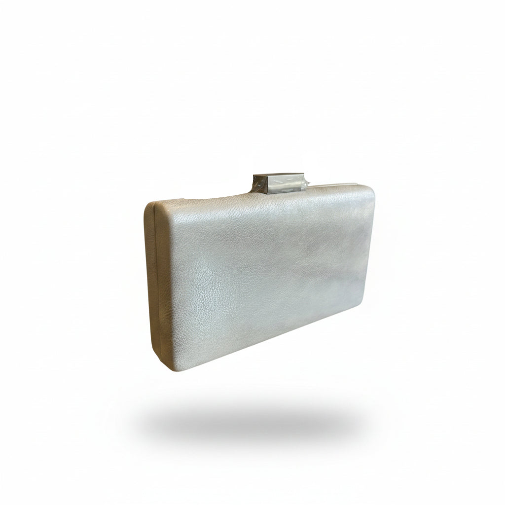 Clutch plateado suave