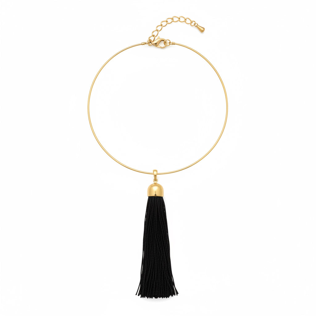 Collar dorado y negro