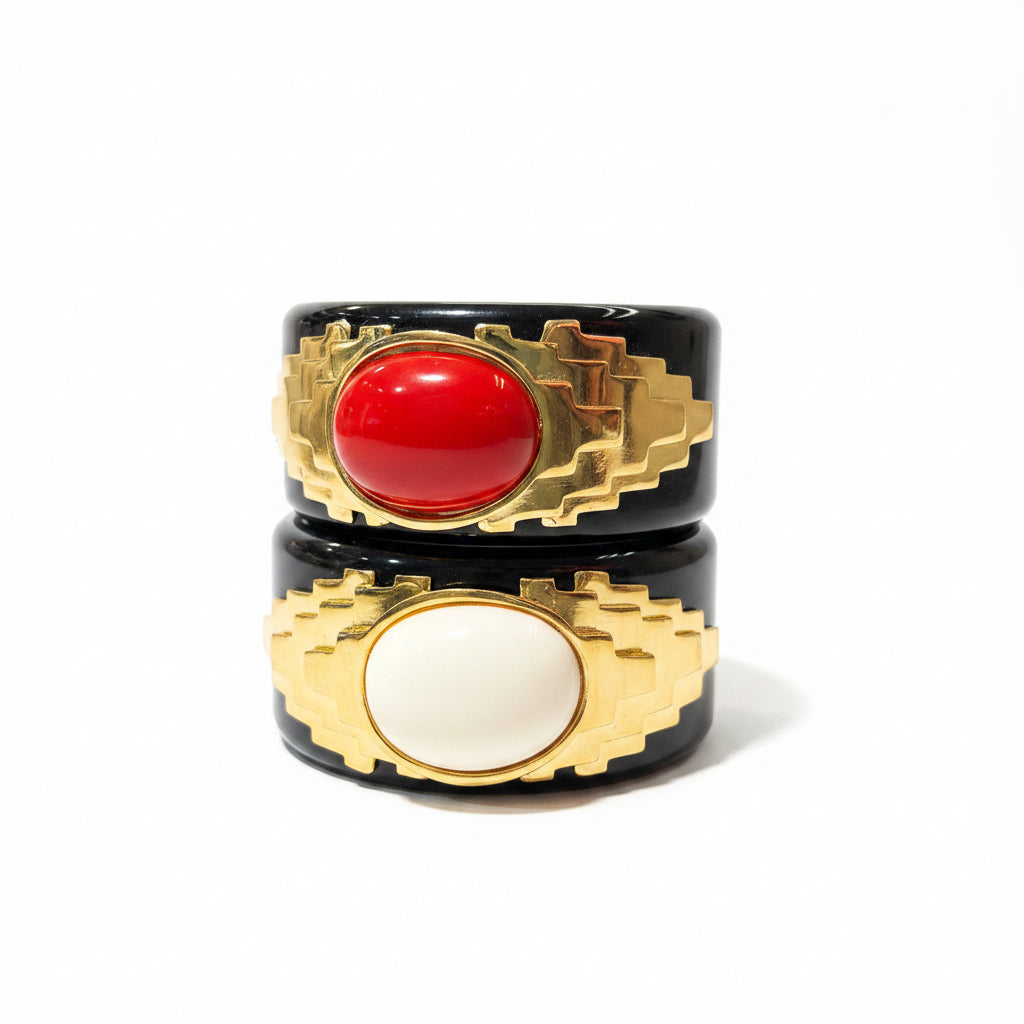 Pulsera de resina con guarda dorada