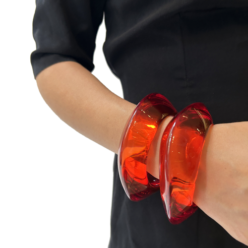 Pulsera translucida de resina