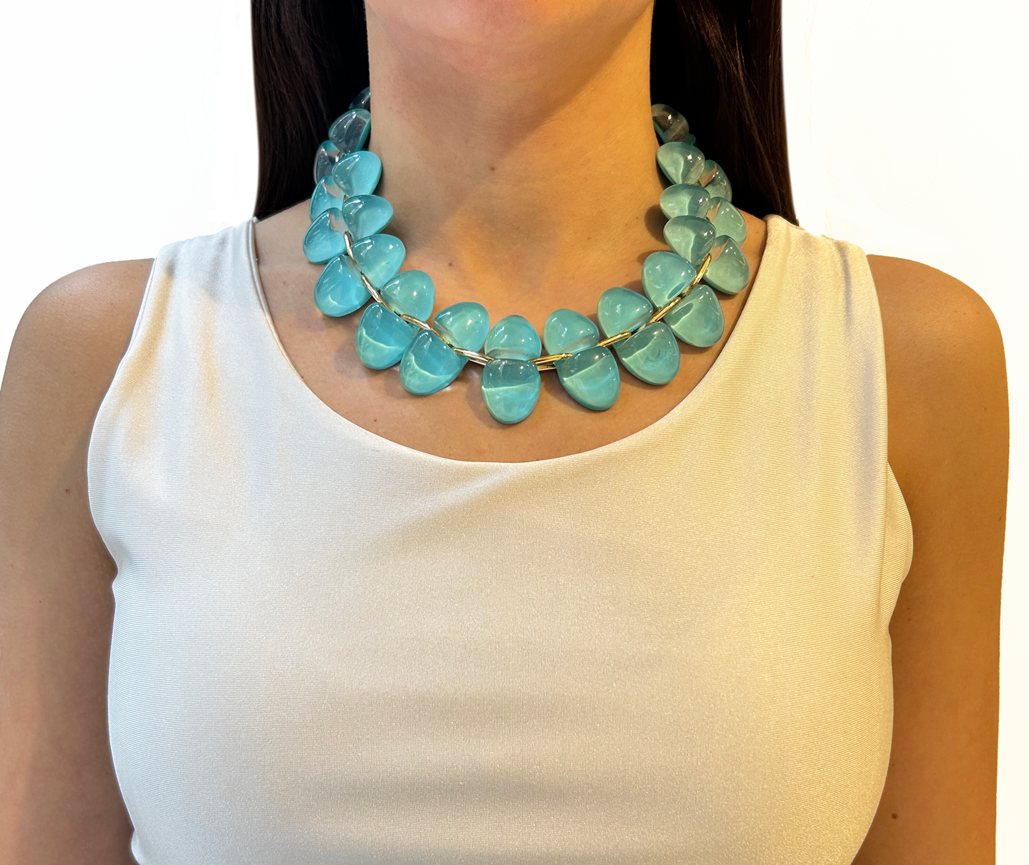 Collar resina con volumen