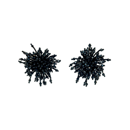 aros cortos de clip negro de cristal 