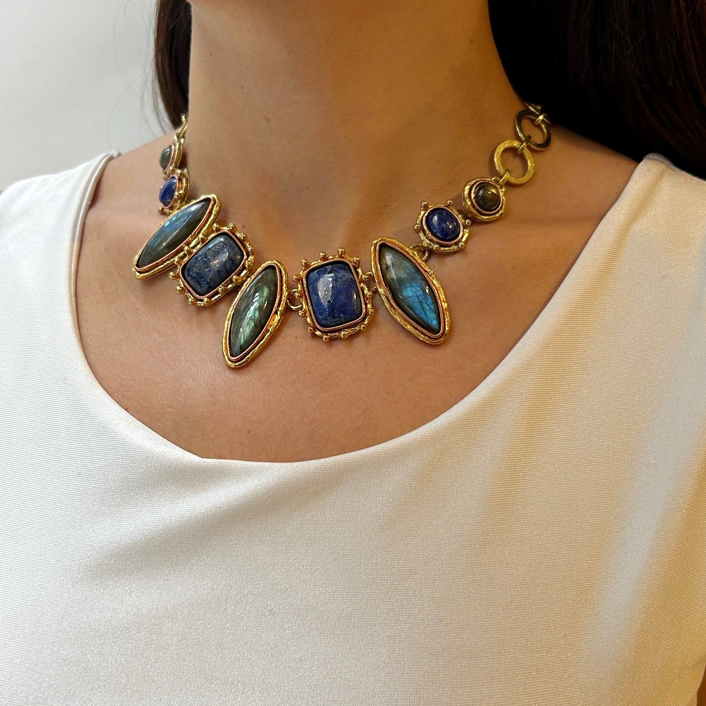 Collar navettes piedras naturales