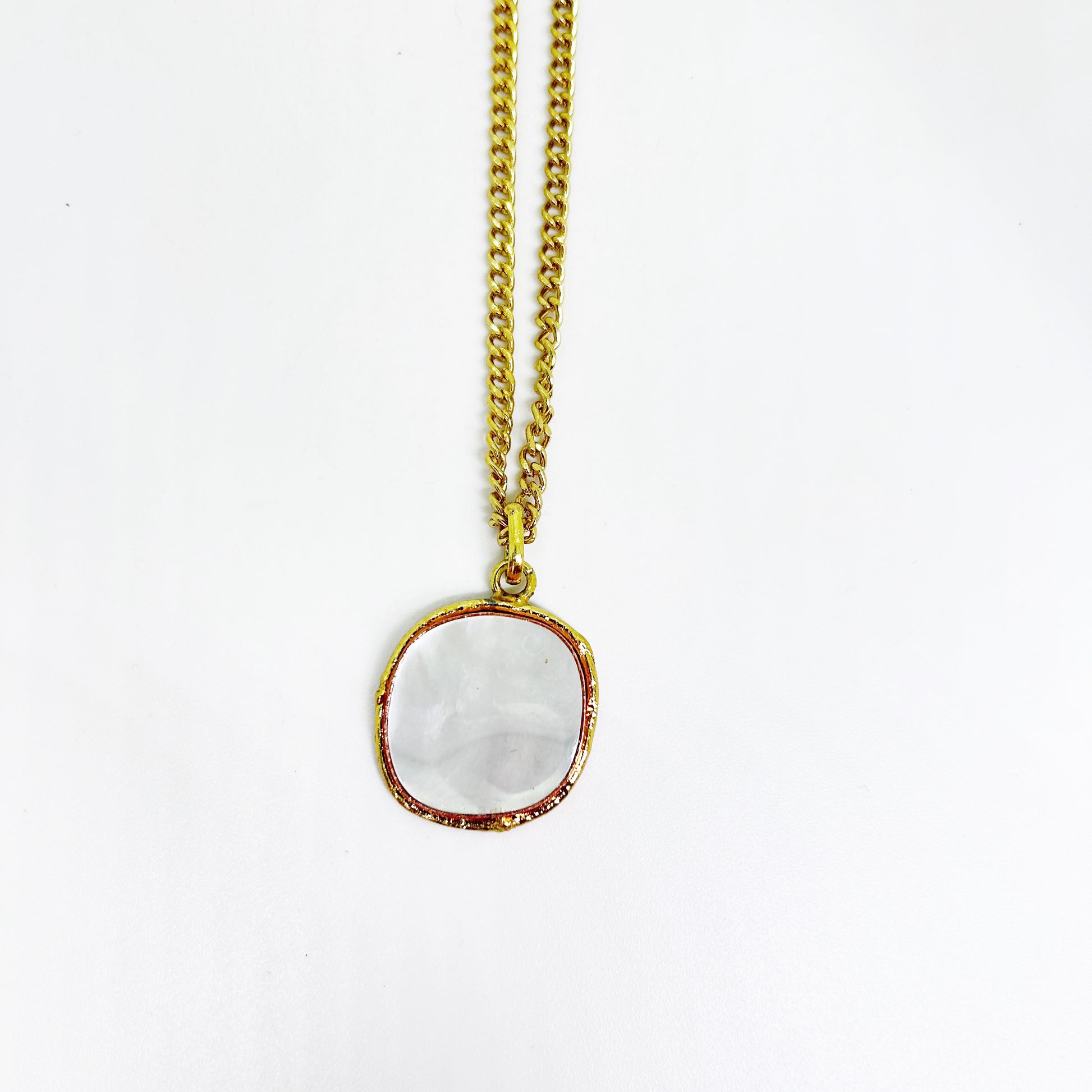 collar dije de nacar 