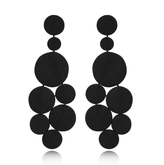 Aros circulos de cuero negros