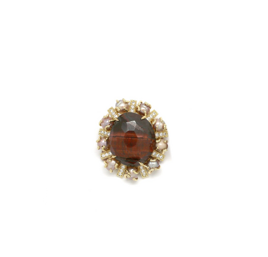 broche con perlas 