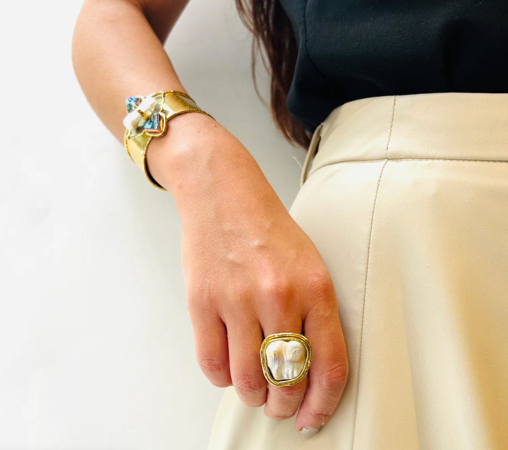 Anillo perla barroca