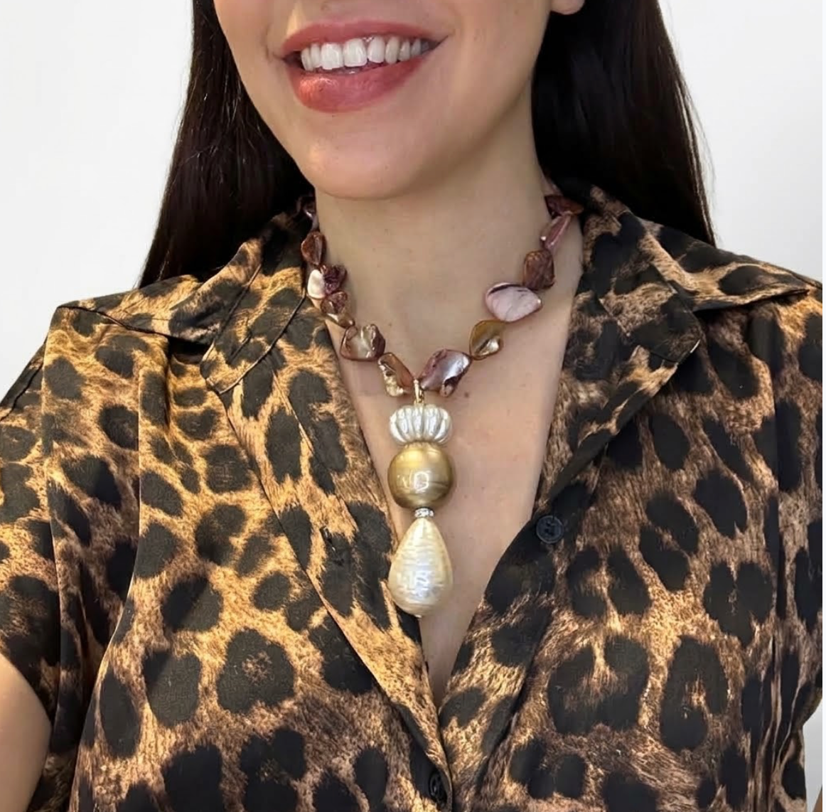 Collar nacar con dije