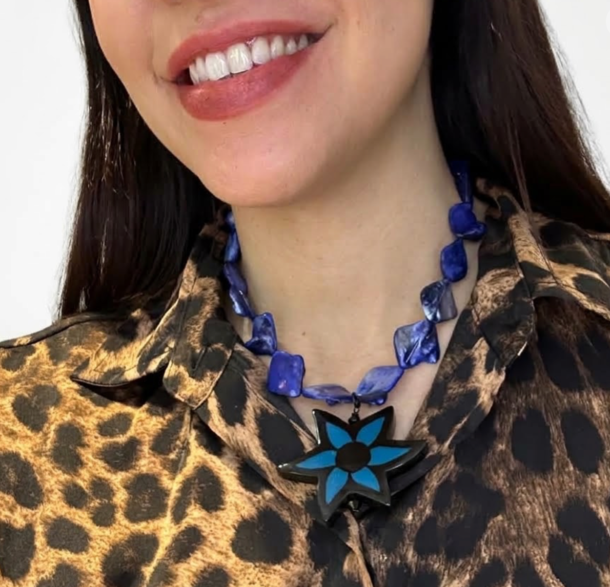 Collar azul  de nacar