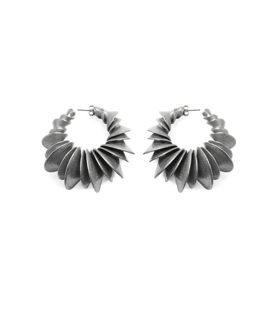 Argollas con volumen grandes
