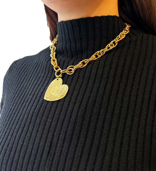 collar cadena de corazon 