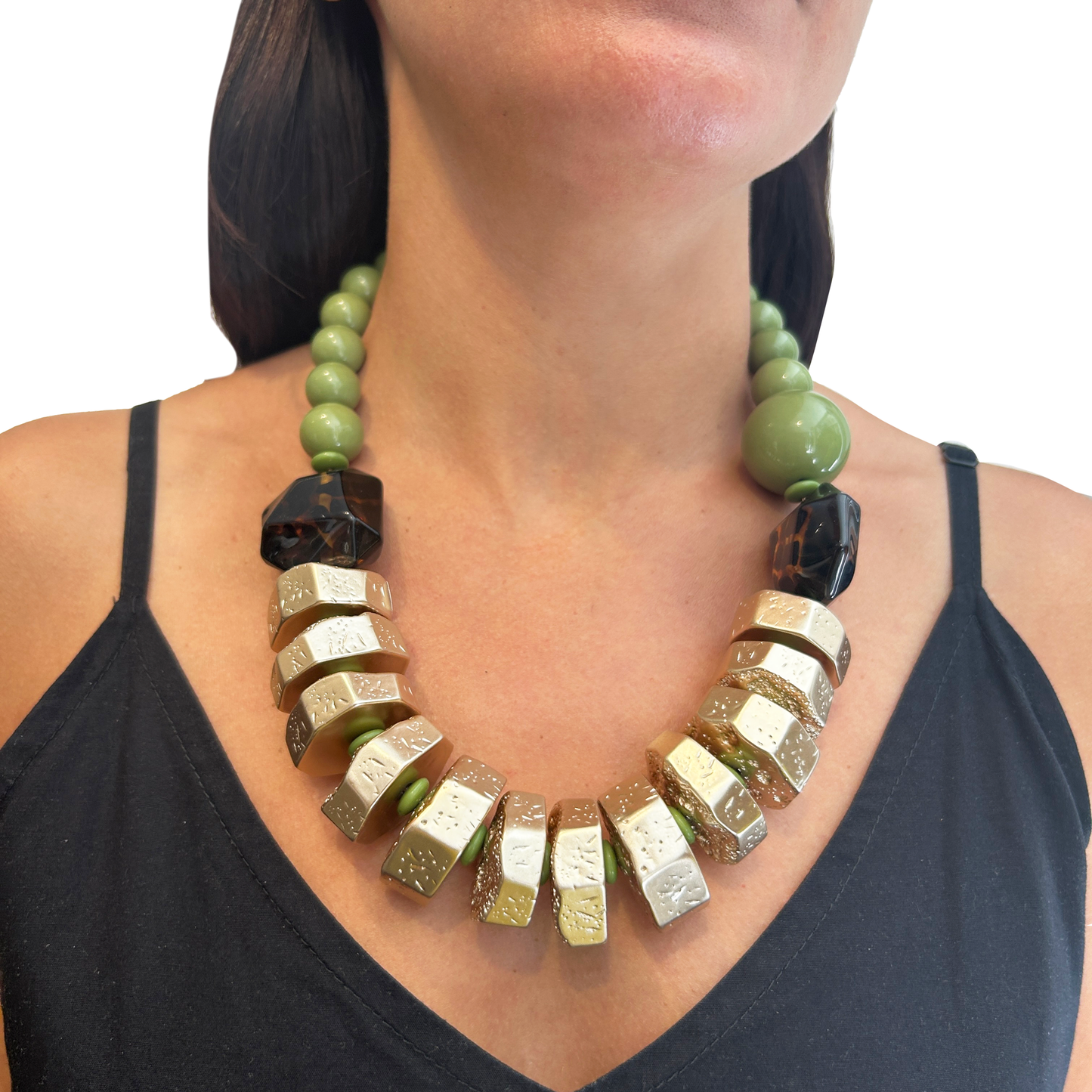 Collar verde y dorado