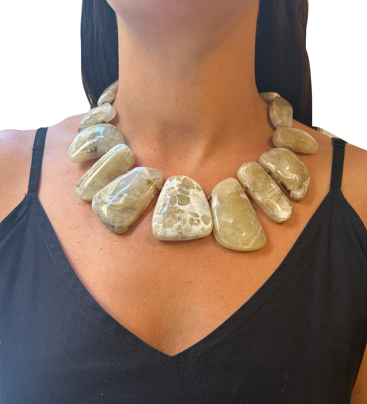 Collar beige marmolado