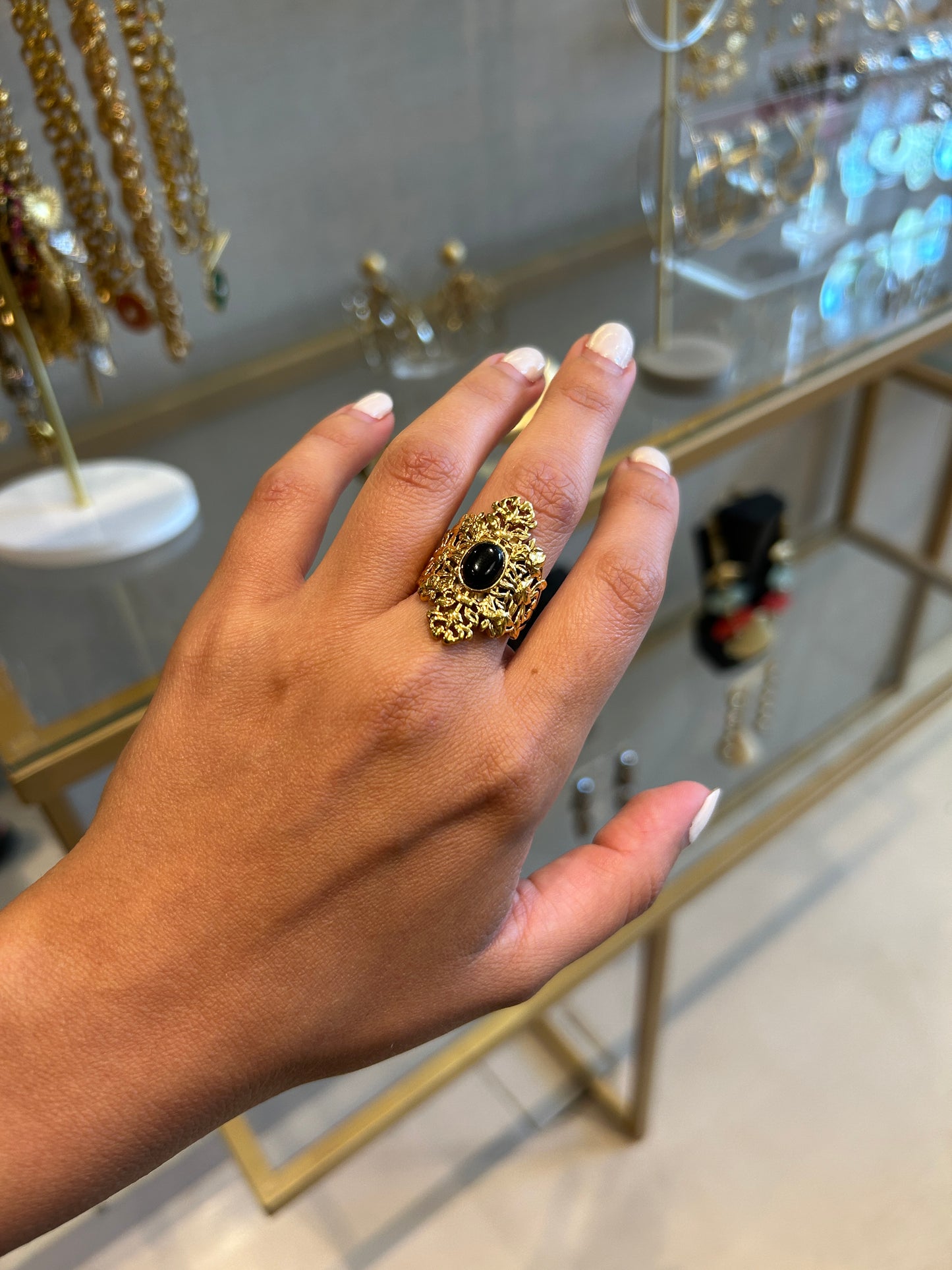 Anillo filigrana con piedra caramelo