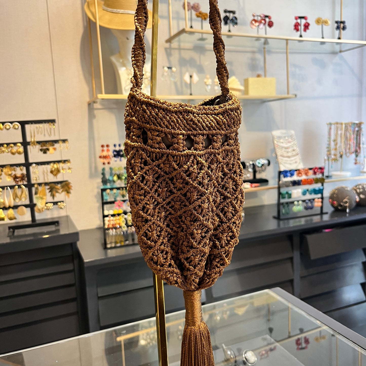 Bolso limosnero macrame con fleco