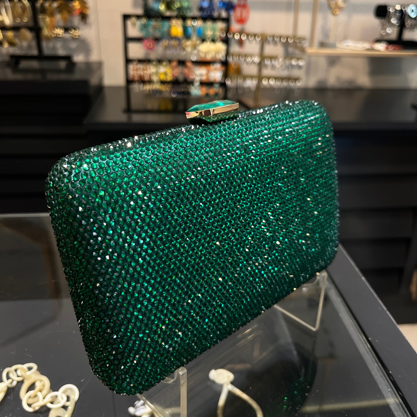 Clutch pedrería verde