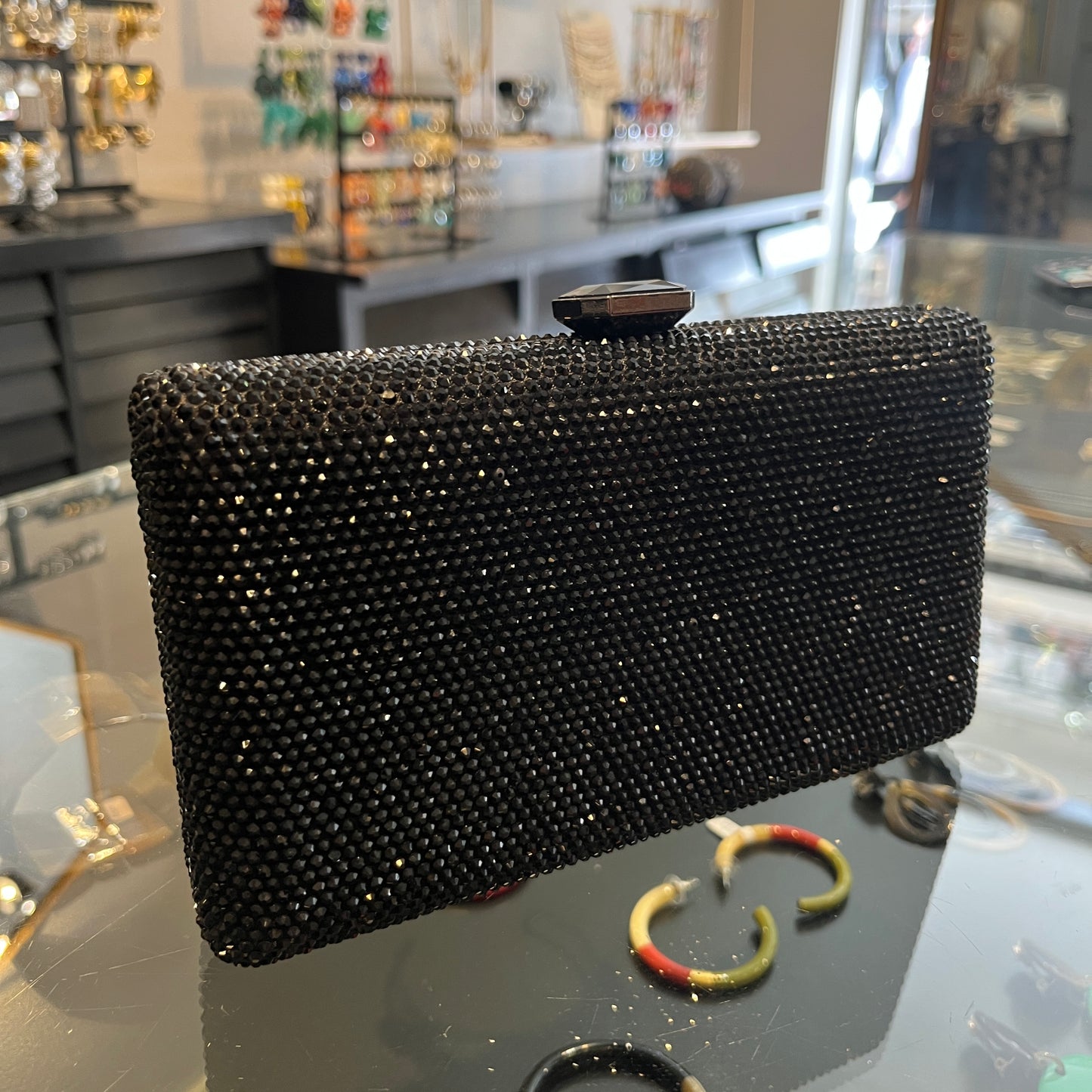 Clutch pedreria negro