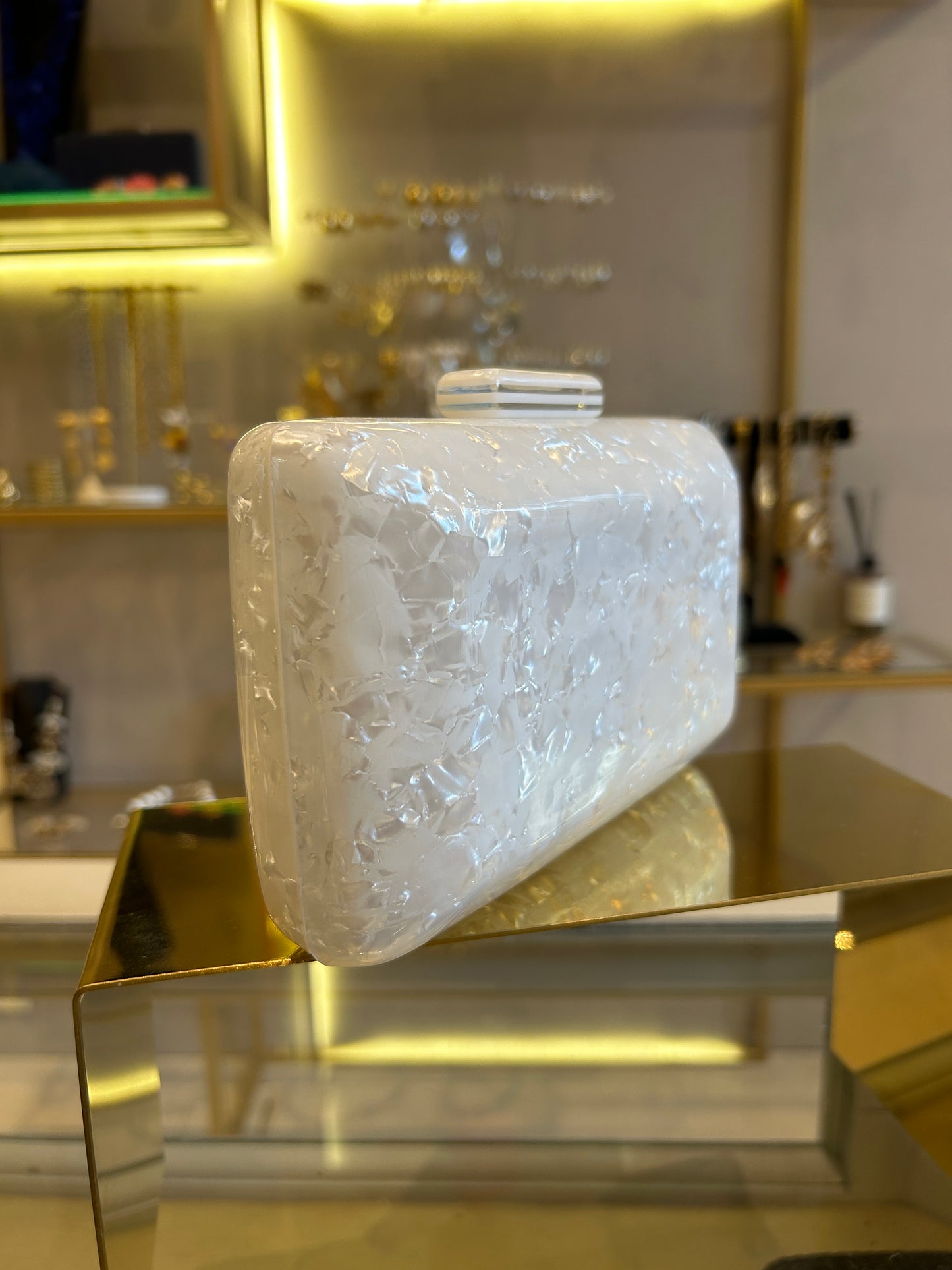 Clutch acrilico blanco
