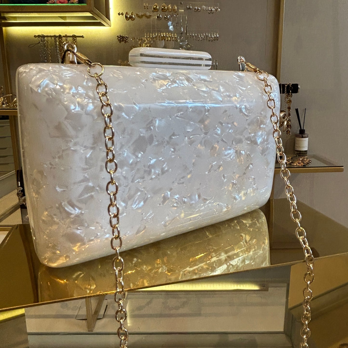 Clutch acrilico blanco