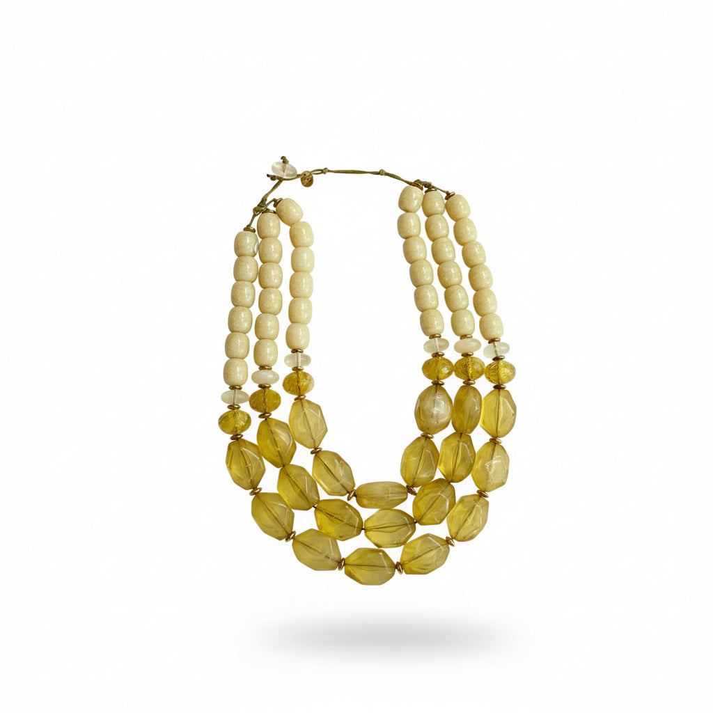 collar amarillo 