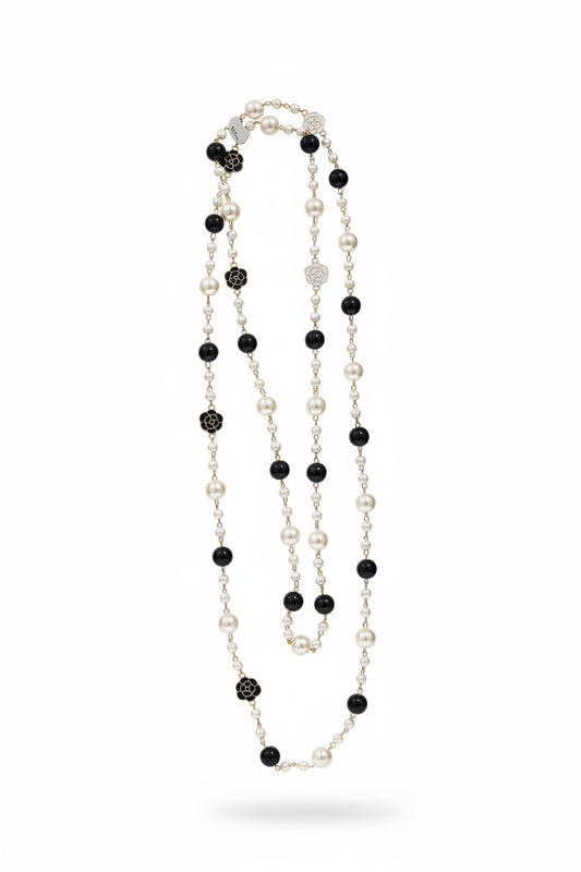 collar largo de perlas