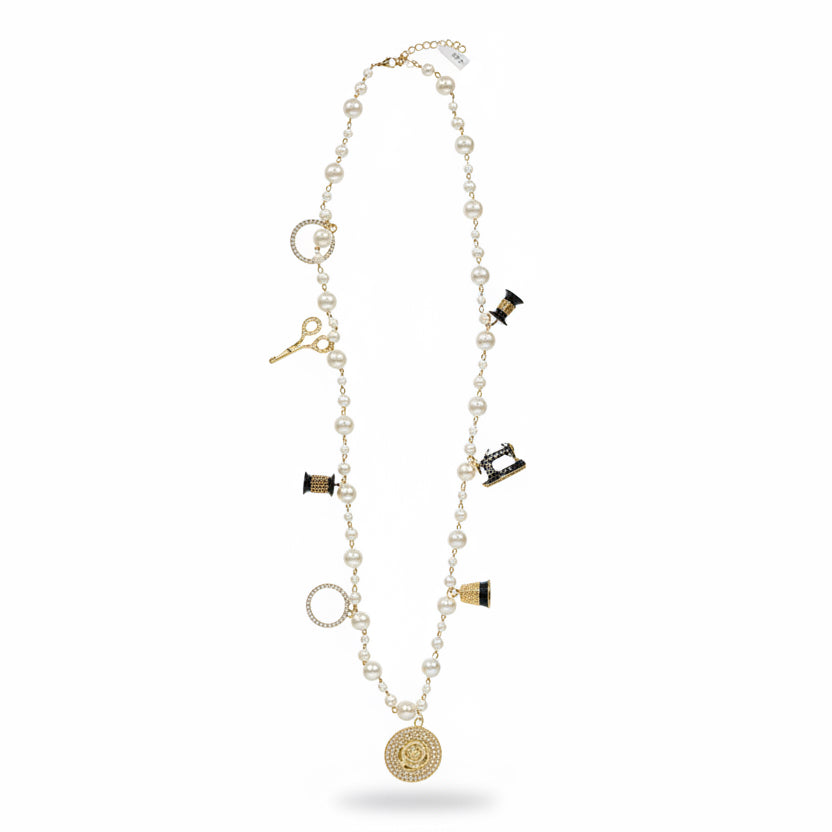 Collar de perlas  mix dijes