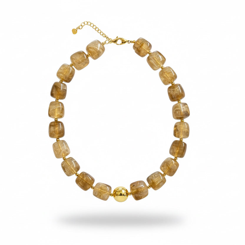 collar corto de resina beige 