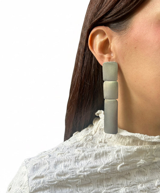 aros largos plateados 