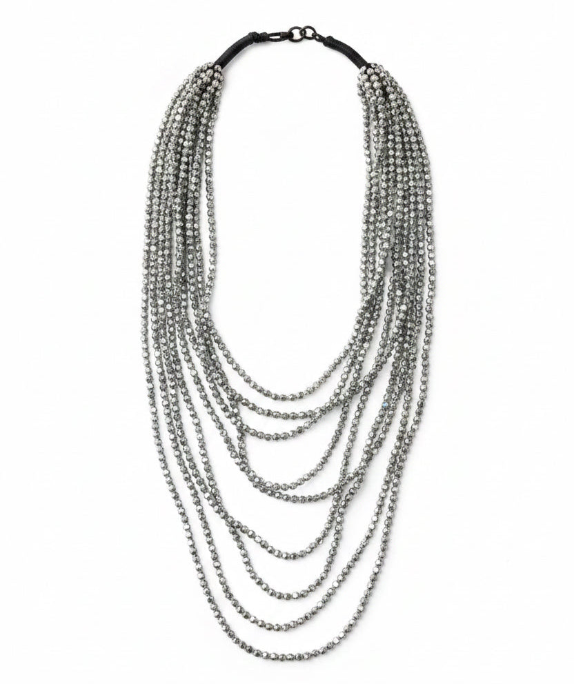 Collar plateado mil vueltas