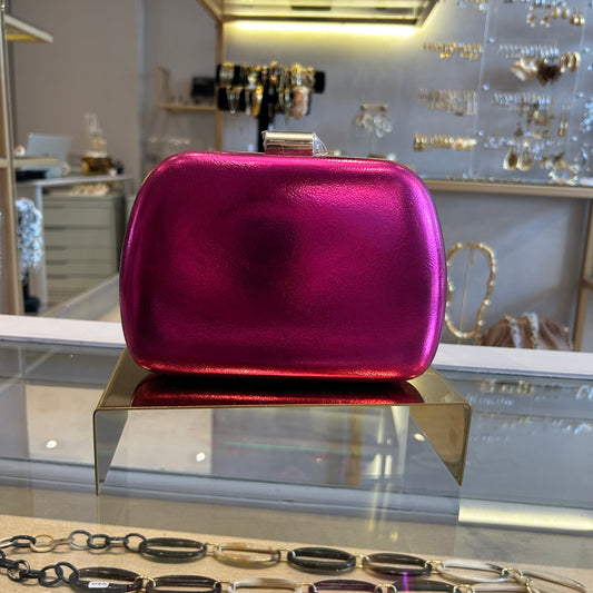 Clutch fucsia metalizado
