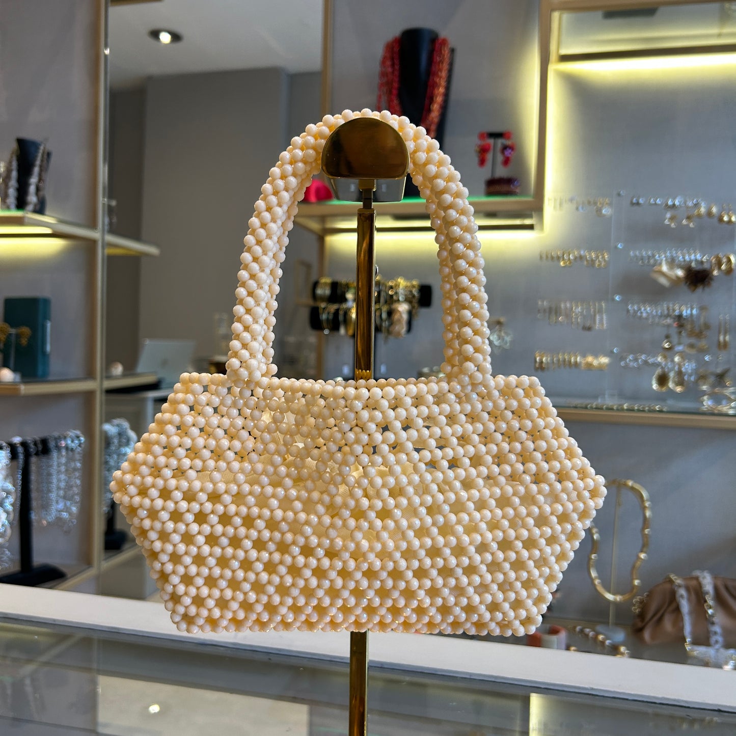 Bolso tramado de resina