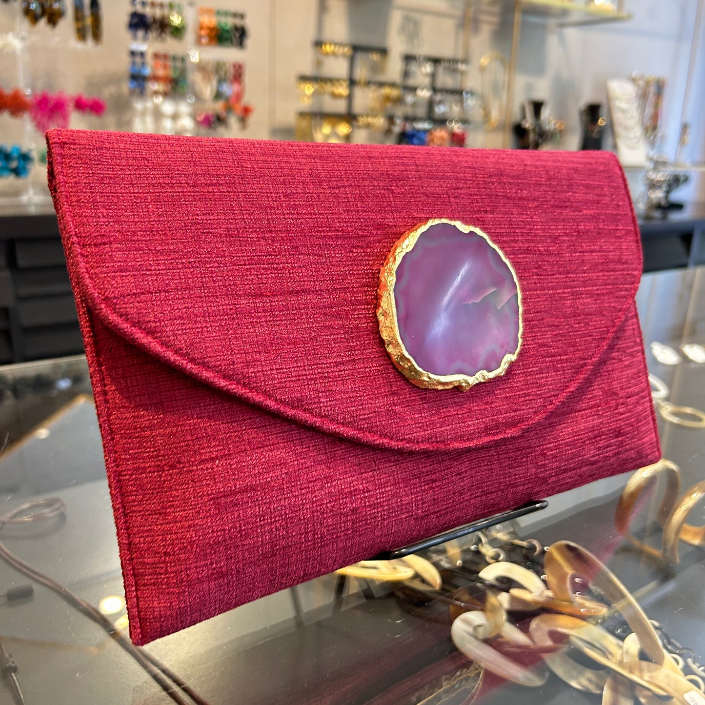 Sobre fucsia con ágata